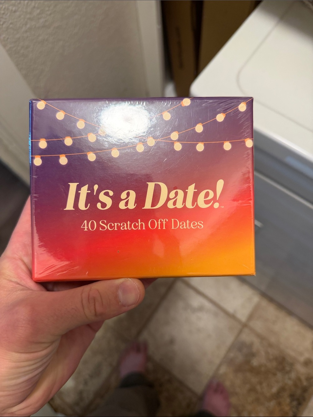 It's a Date! 40 Scratch Off Dates Box - Gradient Purple to Orange